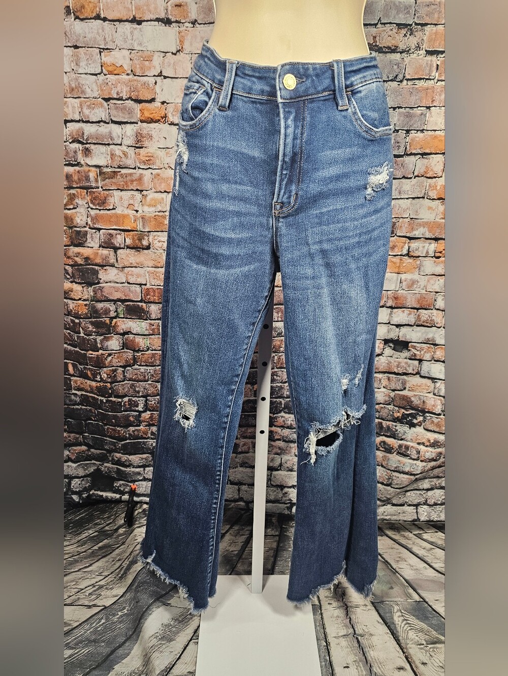 Flying Monkey Jeans Size 28 High Rise Wide Leg Distressed Raw Hem Stretch Denim